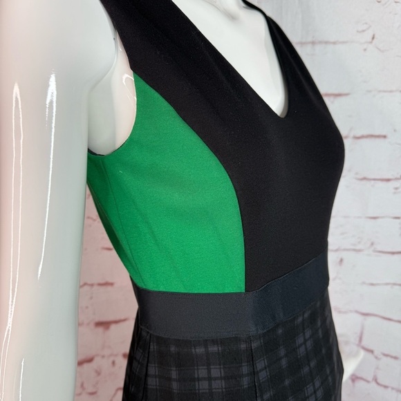 BAILEY 44 Plaid Sheath Cocktail Dress Green and Black Colorblock NWT Size Small - Picture 3 of 16